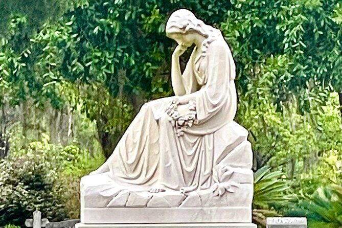 1-Hour Bonaventure Cemetery Golf Cart Guided Tour in Savannah - Comfort and pace: easy on the legs, still not rushed