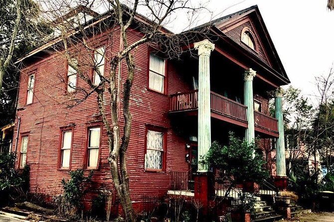 90 Minute Historic Savannah Walking Haunted Bar Pub Crawl - Stop 2: Cathedral of St. John the Baptist and Gothic details