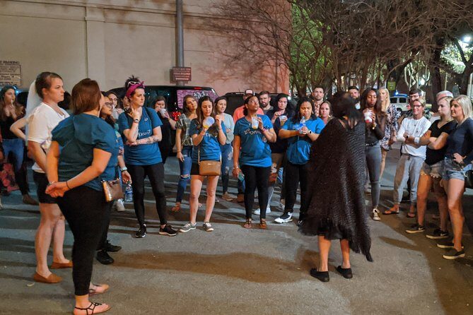 Bad Kitty Haunted Savannah Pub Crawl - Spooky, naughty ghosts - Toasts, Theatrical Storytelling, and Why Guides Like Lori Shine