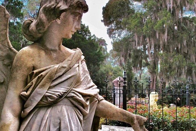 Bonaventure Cemetery Scenic History Art Symbols and Film Tour - Meet Your Guide: Shannon Scott and the Local Storyteller Advantage