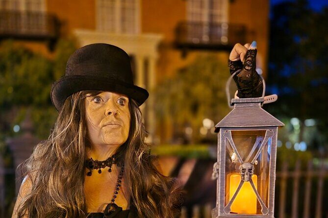 Doctor Buzzard's Goodtime Ghost Tour - Chatham County Jail and Greene Square: why Savannah scares in plain sight