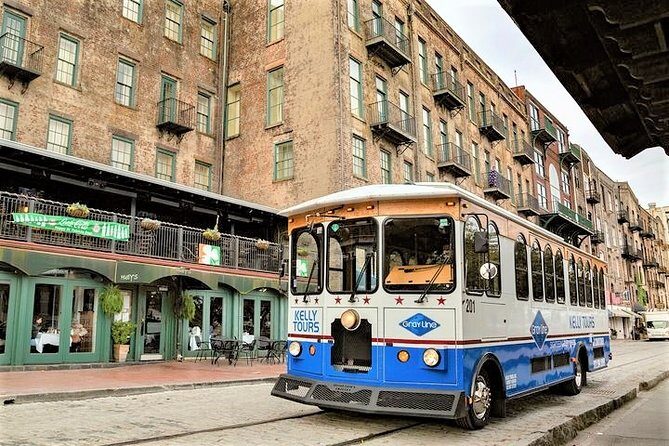 Explore Savannah Sightseeing Trolley Tour with Bonus Unlimited Shuttle Service - Forsyth Park: 30 Acres of Live Oaks and Victorian Charm