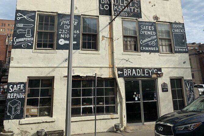 Ghosts of Savannah Self-Guided Haunted Audio Tour App/EMF Reader - Johnson Square: Little Gracie and the dance you can almost hear