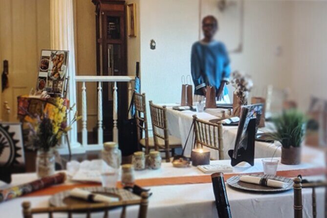 Gullah Geechee Tour and Lunch - River Street: warehouses, labor, and the people behind the view