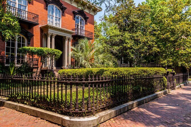 Haunted Savannah Self-Guided Walking Audio Tour - Stops 8 and 9: Chippewa Square and the Juliette Gordon Low Birthplace Museum