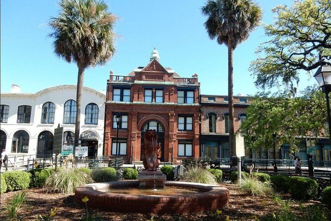 Historic Homes of Savannah Guided Walking Tour - Stop 2: Juliette Gordon Low Birthplace Museum (And the Sherman Invitation Angle)