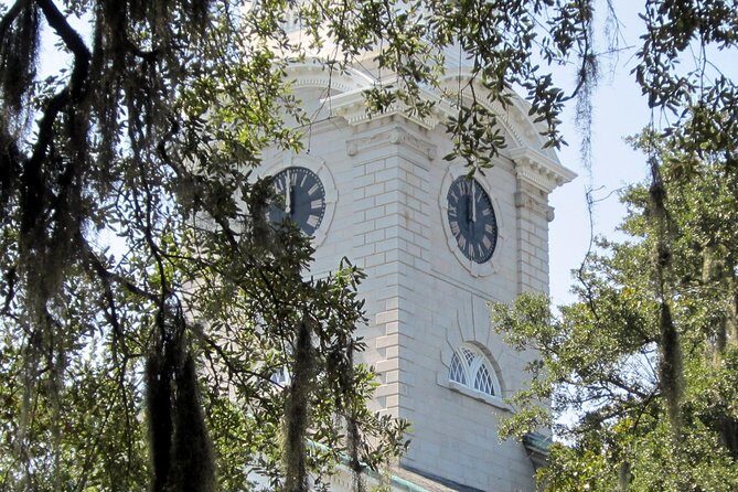 Historic Savannah Guided Walking Tour - Historic District Orientation in 2 Hours