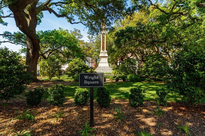 Historic Savannah Self-Guided Walking Audio Tour - House museums and landmarks: Owens-Thomas, Chippewa Square, and the theatre era