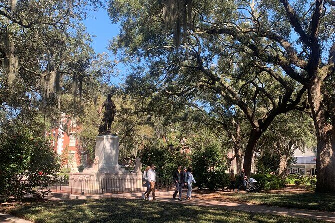 Historical Bike Tour of Savannah and Keep Bikes After Tour - Who Should Book This Savannah Historic Bike Tour