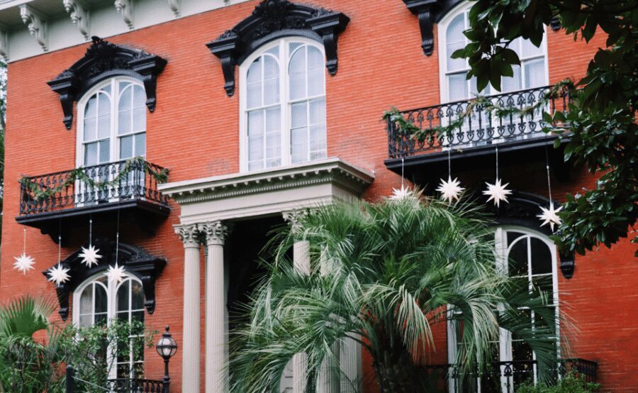 History of Savannah Walking Tour - Ending at Forsyth Park: a good finish line