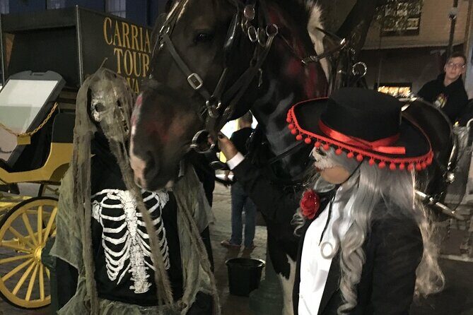 Horse Drawn Ghost and Folklore Tour in Savannah - Where the tour starts: the Jefferson Street and West Saint Julian meeting point