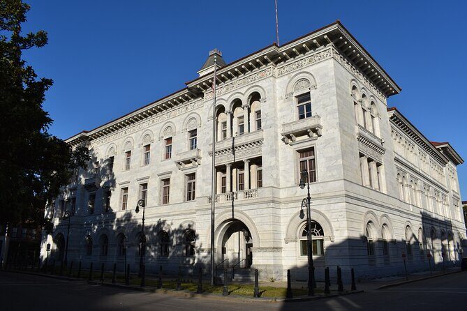 Johnson Square to Independent Presbyterian: A Self-Guided Audio Tour of Savannah - Telfair Academy Museum passing-by and Telfair Square’s main sights