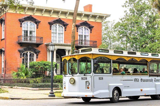 Narrated Historic Savannah Sightseeing Trolley Tour - Why a trolley tour beats walking on your first Savannah day