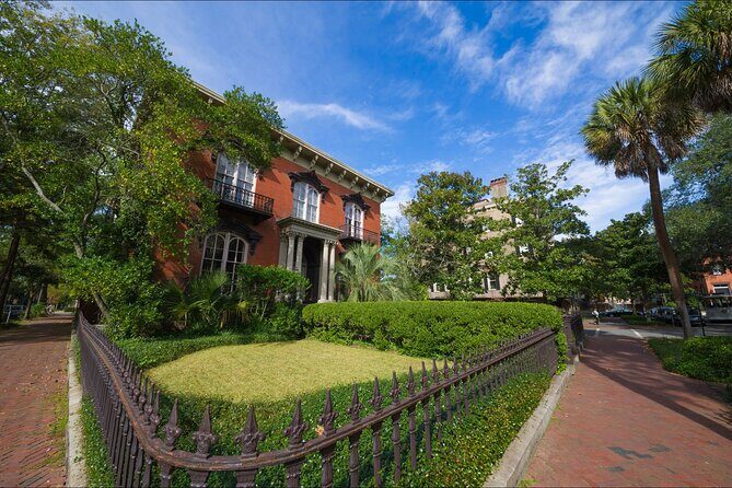 Narrated Historic Savannah Sightseeing Trolley Tour - Chippewa Square and the Savannah Theatre: a famous square with a twist