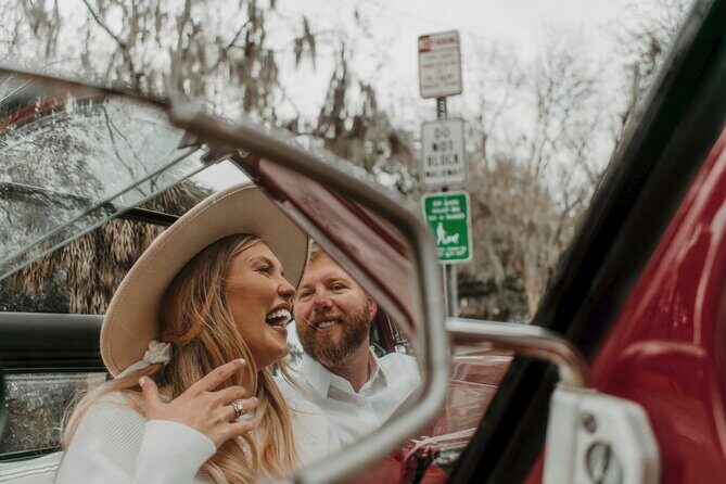 Private Historic Savannah Tour in a Vintage Citroën - Colonial Cemetery: Beautiful, Somber, and Historically Specific