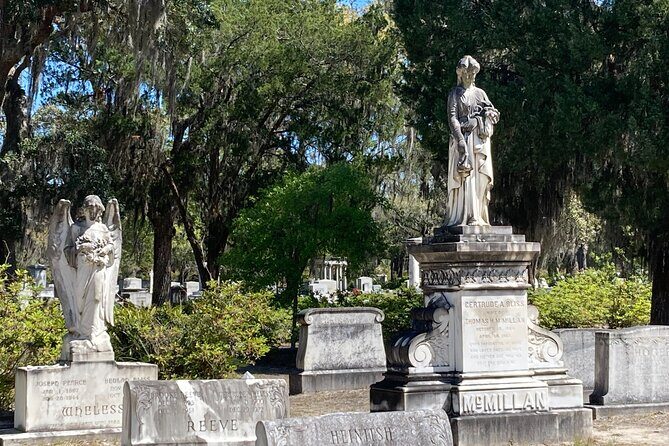 Real Savannah: History, Ghost, and True Crime Tour - Savannah Historic District: what the 2-hour walking route actually covers