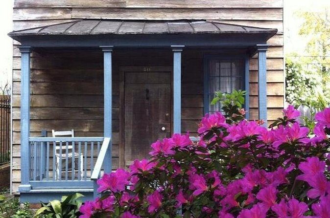 Savannah America's Most Haunted City® Walking Ghost Tour - What the 8:00 pm Meeting Means for Your Night