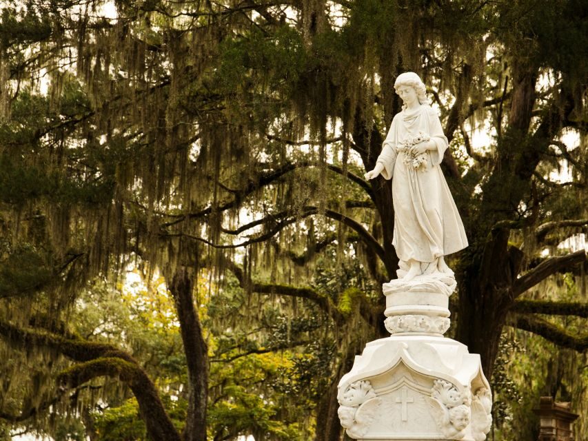 Savannah: Bonaventure Cemetery Tour - Weather-ready planning: umbrellas and ponchos on request
