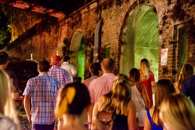 Savannah Ghost Tour for Adults ALL Alcoholic Drinks Included - What You’ll Feel on the Walk: Pace, Weather, and Staying Comfortable