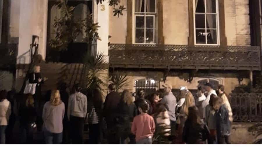 Savannah: Ghosts, Asylums, Voodoo, and Horror Walking Tour - Forsyth Park Photo Stop: Where the Tour Encourages the Orb Hunt