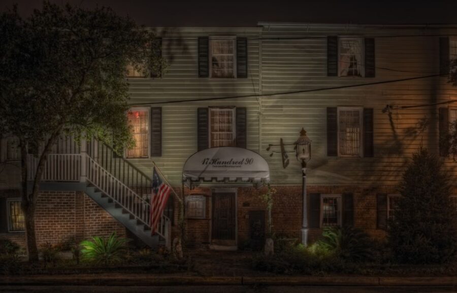 Savannah: Haunted Pub Crawl - Price and what $34 really covers