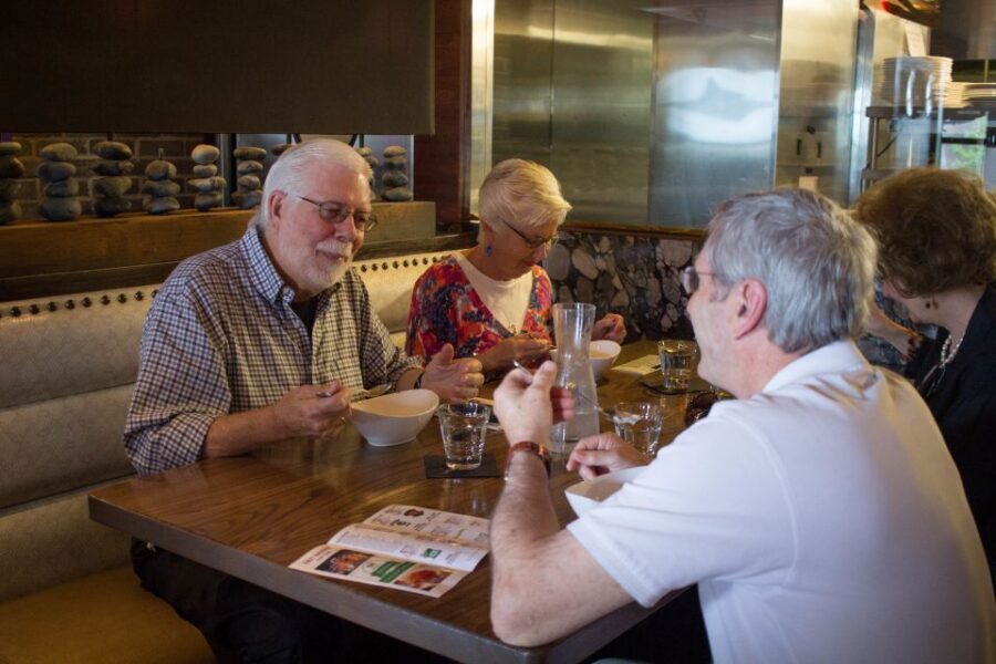 Savannah: Historic District Foodie Walking Tour - Entering the Historic District Food Loop (and Why It Works)