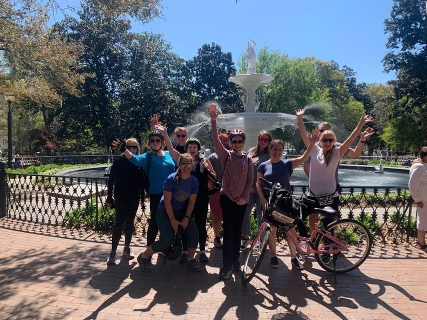 Savannah: Historic District Guided Bike Tour - Key Points at a Glance