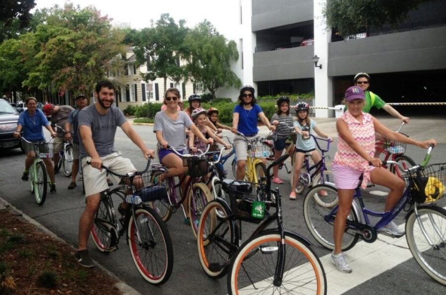 Savannah: Historical Bike Tour with Tour Guide - Food and drink ideas: the rolling concierge effect