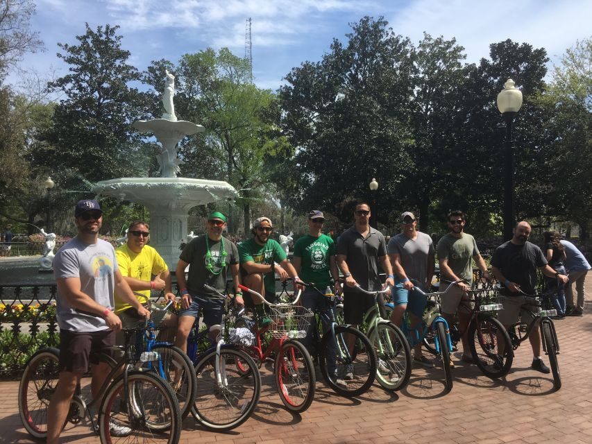 Savannah: Historical Bike Tour with Tour Guide - Architecture and trees: the guided eye makes the city feel bigger