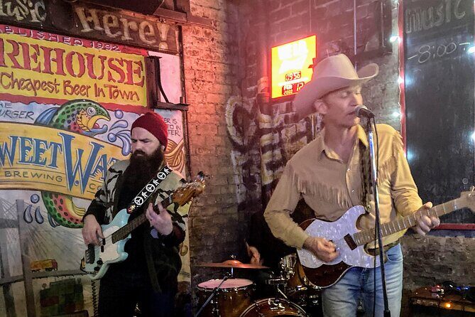 Savannah Live Music Walking Tour - City Market Adds Variety and Nightlife Energy