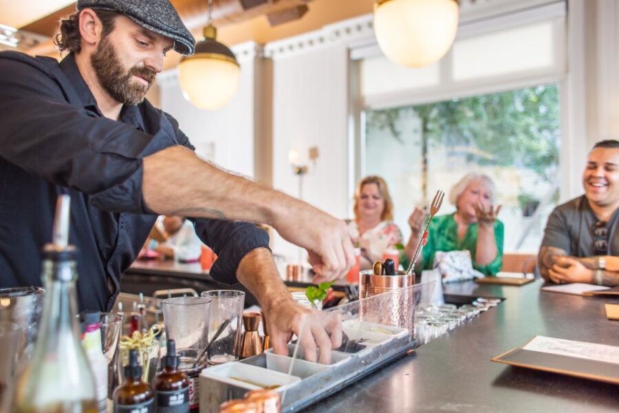 Savannah: Local Favorites Walking Food Tour - Guides Make It: Cindy, Ann, and Country Know How to Keep You Engaged