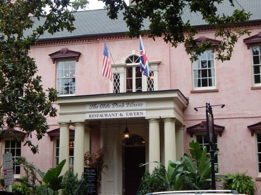 Savannah: Midnight in the Garden of Good and Evil Tour - From Reynolds Square to Forsyth Park: A 2-Hour Midnight Walk