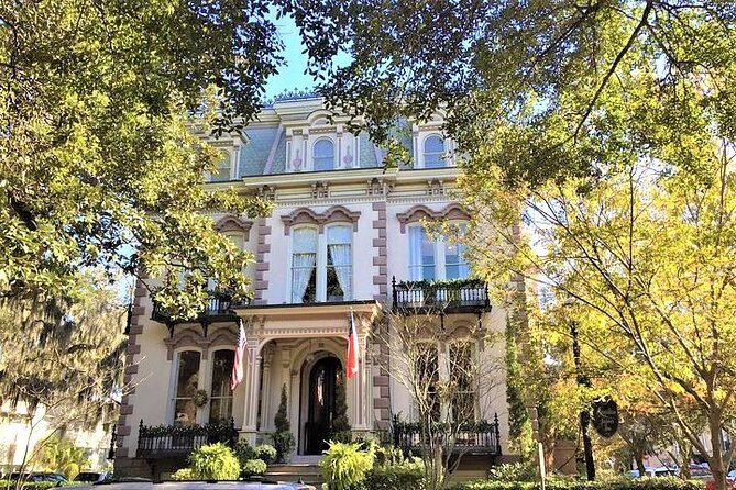Savannah Midnight in the Garden of Good & Evil Narrated Walking Tour - Start in Reynolds Square: Jim Williams, Minerva, and the Olde Pink House