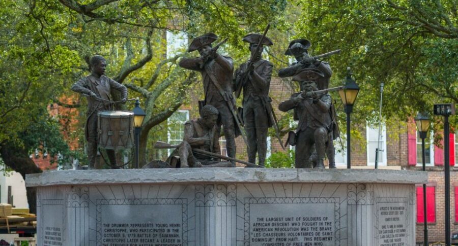 Savannah: Old Town Hop-On Hop-Off Trolley Tour - Comfort and Crowds: The Realistic Stuff to Plan For