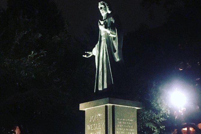 Savannah Psychic Guided Ghost & Cemetery Tour - Using paranormal investigation equipment without losing your footing