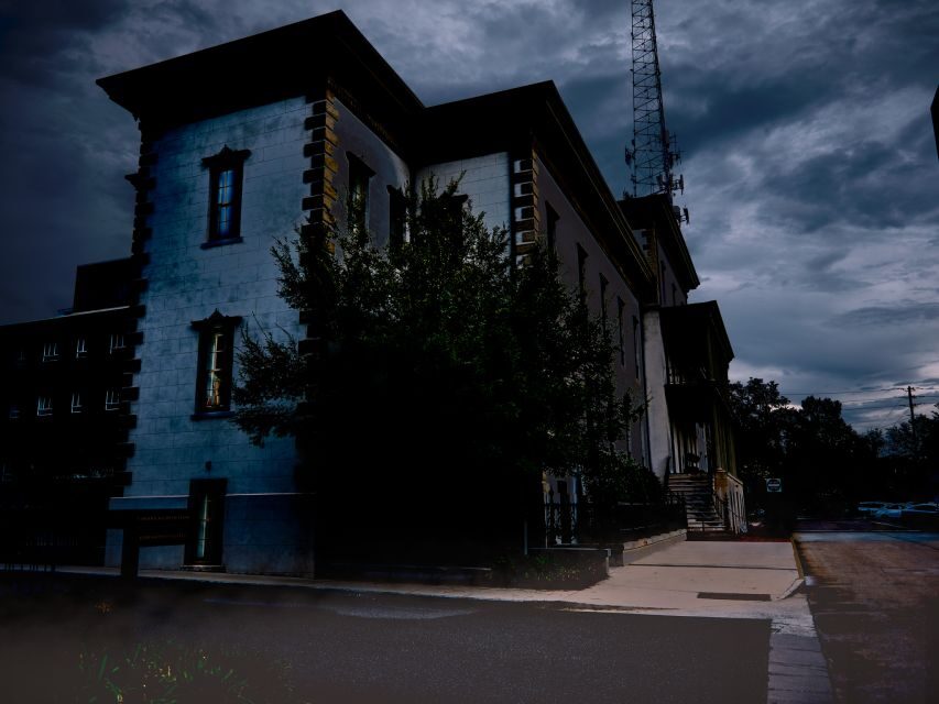 Savannah: Sixth Sense Savannah Ghost Tour - Mercer Williams House Museum: When Architecture Meets Tragedy