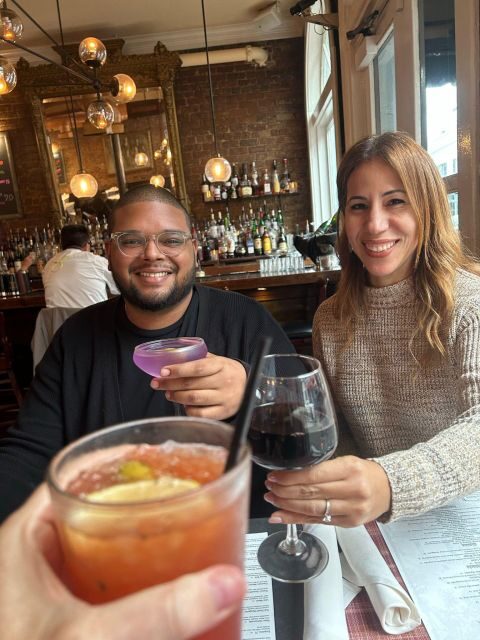 Savannah: Southern Traditions Dinner Tour - Six Pence Pub and the drink plan: one included beverage, plus mocktails
