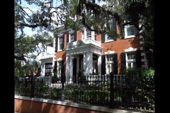 Savannah Stroll: Guided Sightseeing & History Walking Tour of Savannah - Stop-by-Stop: What You’ll See and Why It’s Worth Your Time