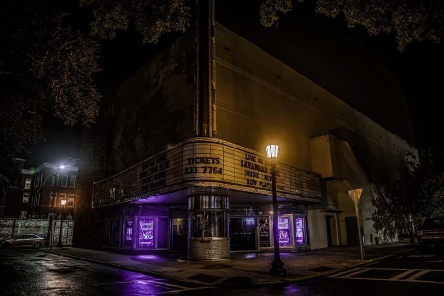 Savannah: Terrors, Ghosts, and Ghouls Walking Tour - Why this Savannah ghost walk works so well at night