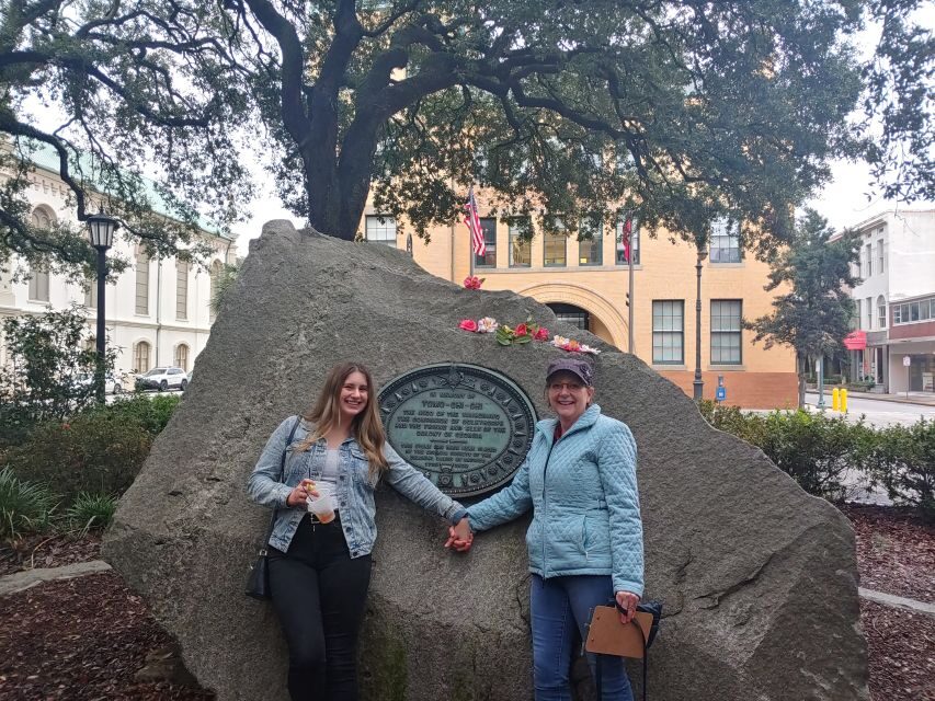 Savannah: Tipsy Trivia Tour - Who should book this Savannah Happy Hour trivia tour