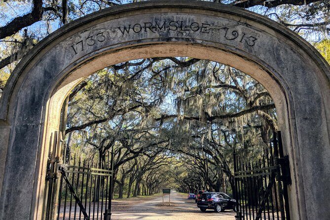 Savannah VIP Tour: Private Full-Day Tour - Wormsloe Historic Site and Bonaventure Cemetery: Two Ways Savannah Shows Its Past