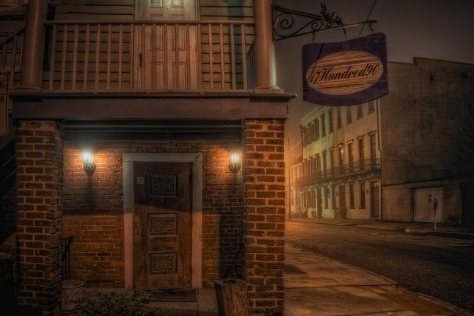 Savannah's Ghost City "Dead of Night" Walking Night Tour - 432 Abercorn Street: When Locals Cross the Street