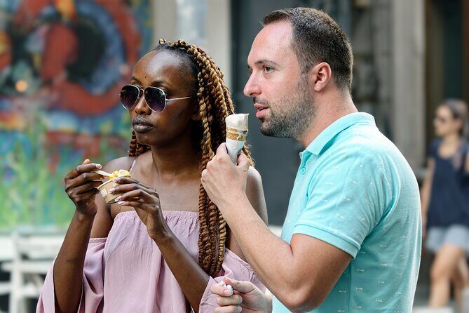 Savannah’s Palate – Private Historic Food Tour - Stop 1: Savannah Historic District tastings (40 minutes)