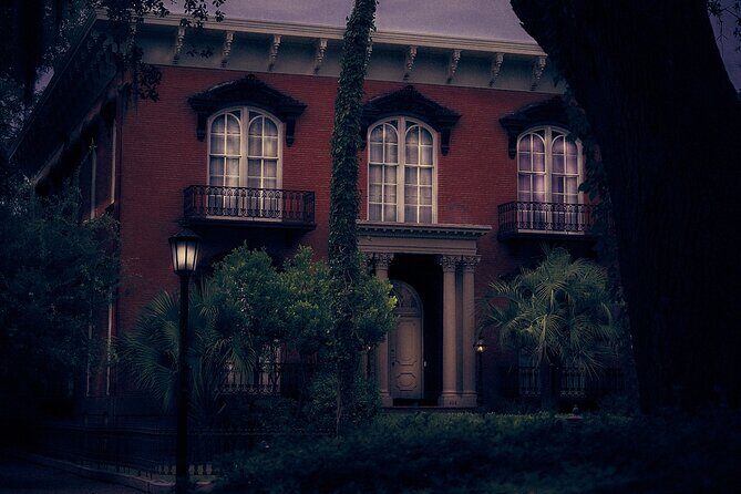 Sixth Sense Savannah Ghost Tour - Entering The Ghost Stories: Clary’s Cafe to the First Haunting
