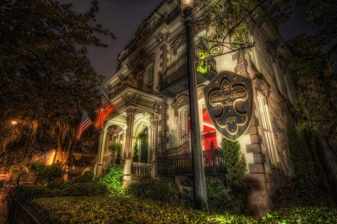 The Grave Tales Ghost Tour in Savannah - How guides shape the scares (and why that’s worth caring about)