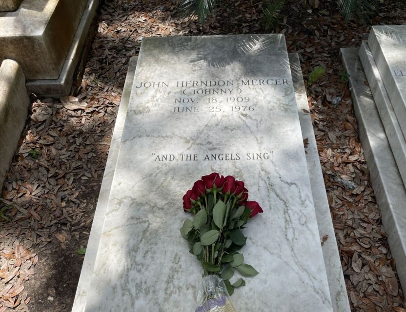 Tombs of Savannah: Bonaventure Cemetery Experience - The Guide Factor: Why the Tour Feels Memorable