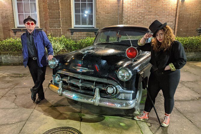 True Crime Pub Crawl - the Original Savannah Murder Tour - The long midsection: Savannah streets, true-crime sites, and more bar time