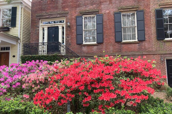 Walking Tour of Savannah's Must-See Sights - Monterey Square: Mansions, Midnight Lore, and Pulaski Links